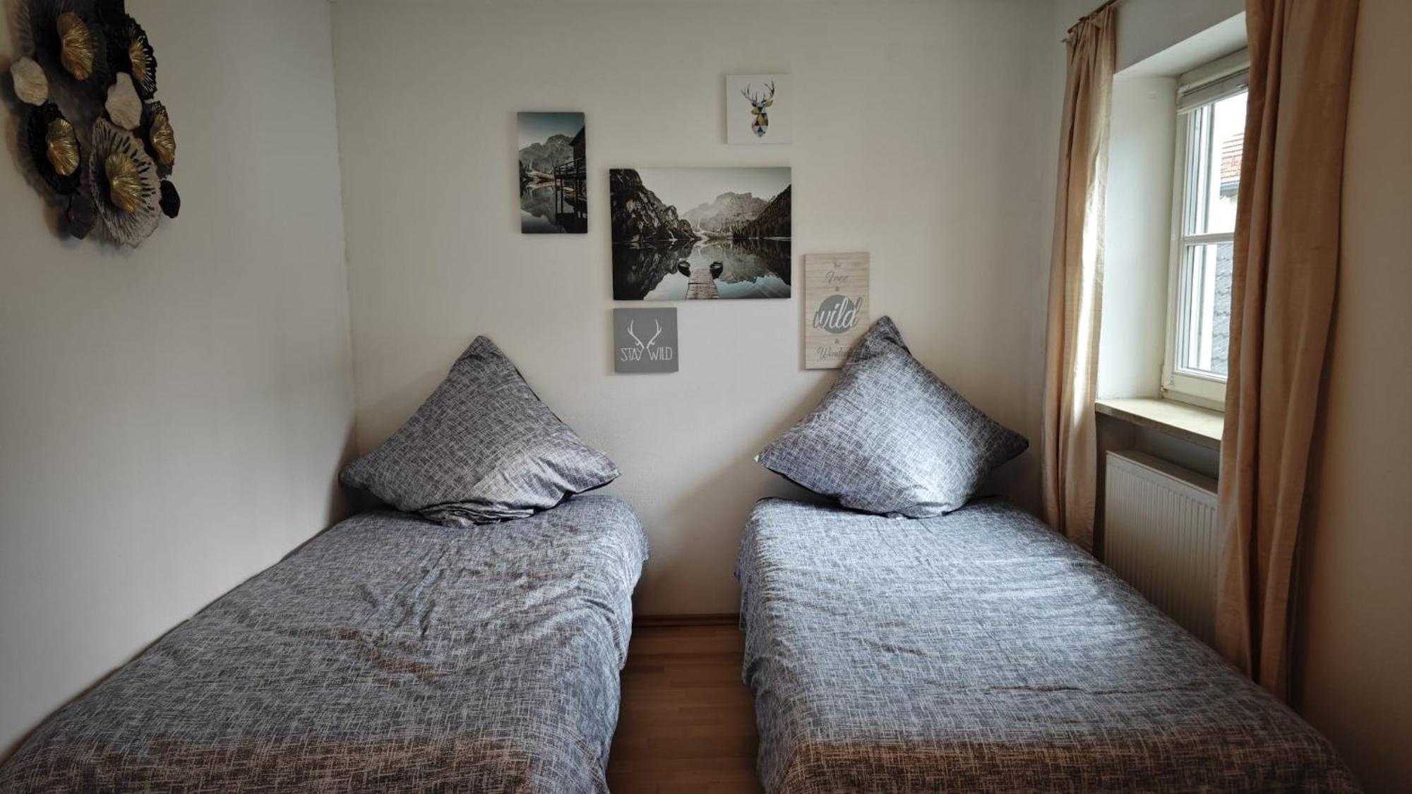 Ferienhaus Weilheim Mit Garten Spiel Und Spass Вайлхайм ин Обербайерн Екстериор снимка